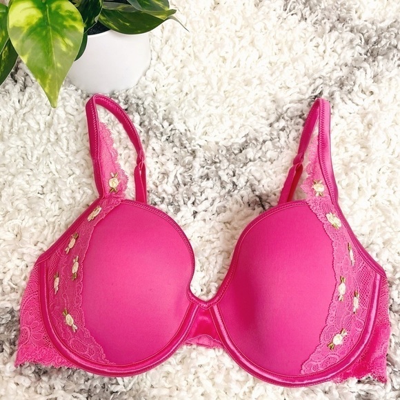 Victoria's Secret Other - Vintage Victorias Secret Floral Lace Lined Demi Bra size 34D